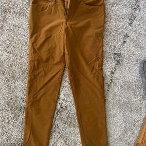Lululemon men’s ABC Slim Fit Pants in Tan